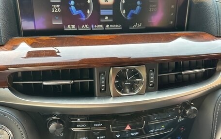 Lexus LX III, 2016 год, 8 000 000 рублей, 11 фотография