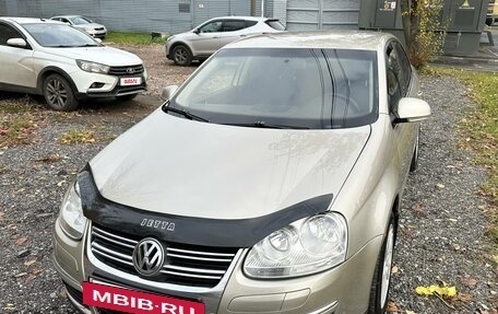 Volkswagen Jetta VI, 2008 год, 550 000 рублей, 3 фотография