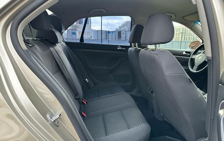 Volkswagen Jetta VI, 2008 год, 550 000 рублей, 24 фотография