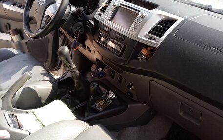 Toyota Hilux VII, 2012 год, 2 200 000 рублей, 2 фотография