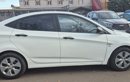 Hyundai Solaris II рестайлинг, 2015 год, 980 000 рублей, 7 фотография