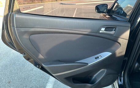 Hyundai Solaris II рестайлинг, 2015 год, 919 000 рублей, 19 фотография