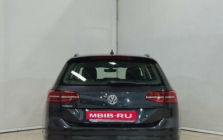 Volkswagen Passat B8 рестайлинг, 2018 год, 1 799 000 рублей, 5 фотография