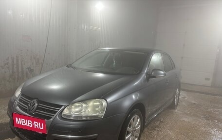 Volkswagen Jetta VI, 2009 год, 520 000 рублей, 2 фотография