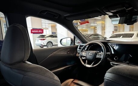 Lexus RX IV рестайлинг, 2023 год, 8 999 000 рублей, 14 фотография