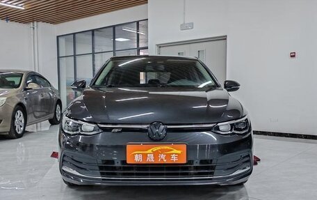 Volkswagen Golf VIII, 2021 год, 1 690 605 рублей, 1 фотография