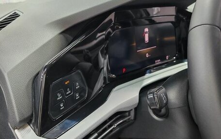 Volkswagen Golf VIII, 2021 год, 1 690 605 рублей, 10 фотография