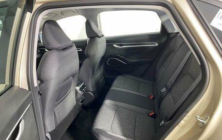 Geely Emgrand, 2024 год, 2 483 990 рублей, 6 фотография