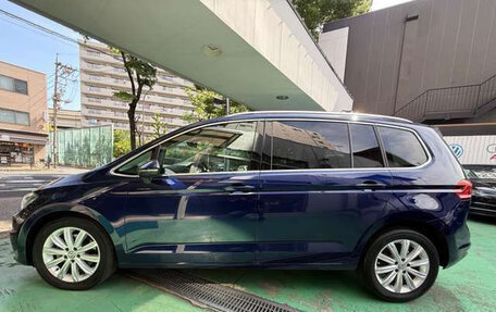 Volkswagen Touran III, 2016 год, 930 035 рублей, 7 фотография