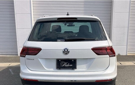 Volkswagen Tiguan II, 2020 год, 1 700 035 рублей, 5 фотография