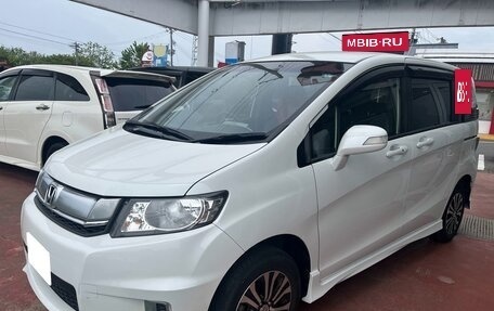 Honda Freed I, 2016 год, 901 000 рублей, 2 фотография