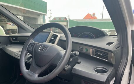 Honda Freed I, 2016 год, 901 000 рублей, 26 фотография