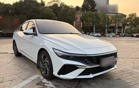 Hyundai Elantra, 2024 год, 1 835 000 рублей, 3 фотография