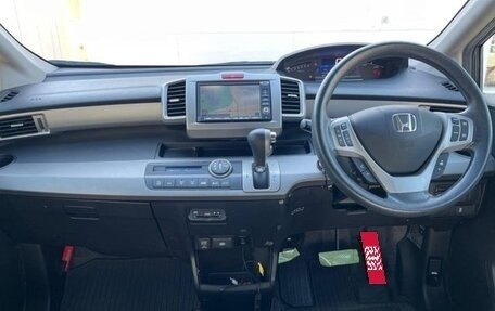 Honda Freed I, 2014 год, 831 000 рублей, 6 фотография