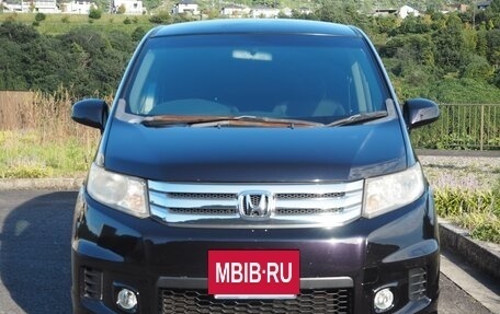 Honda Freed I, 2014 год, 819 000 рублей, 2 фотография