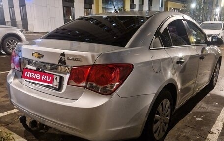 Chevrolet Cruze II, 2012 год, 700 000 рублей, 3 фотография