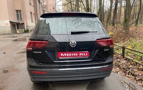 Volkswagen Tiguan II, 2019 год, 2 200 000 рублей, 7 фотография