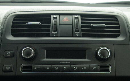 Skoda Fabia II, 2013 год, 829 000 рублей, 17 фотография