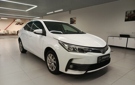 Toyota Corolla, 2016 год, 900 000 рублей, 3 фотография