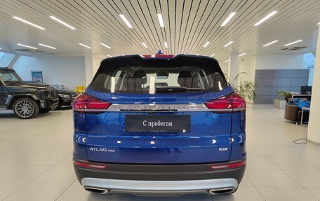 Geely Atlas, 2022 год, 1 550 000 рублей, 4 фотография