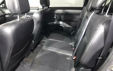 Mitsubishi Outlander III рестайлинг 3, 2008 год, 1 265 000 рублей, 13 фотография