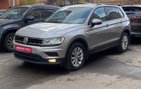 Volkswagen Tiguan II, 2020 год, 2 340 000 рублей, 1 фотография