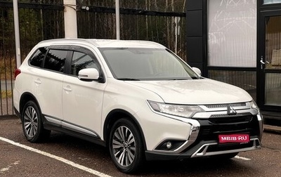 Mitsubishi Outlander III рестайлинг 3, 2019 год, 2 169 000 рублей, 1 фотография