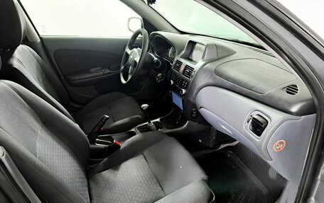 Nissan Almera, 2005 год, 229 000 рублей, 13 фотография