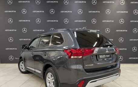 Mitsubishi Outlander III рестайлинг 3, 2022 год, 2 910 000 рублей, 7 фотография