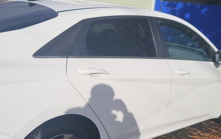 Hyundai Elantra, 2022 год, 2 350 000 рублей, 1 фотография