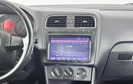 Volkswagen Polo VI (EU Market), 2011 год, 599 000 рублей, 18 фотография