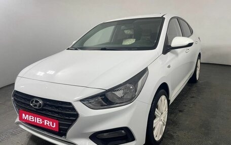 Hyundai Solaris II рестайлинг, 2017 год, 1 170 000 рублей, 1 фотография