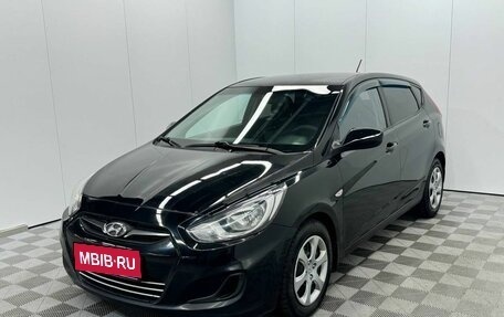 Hyundai Solaris II рестайлинг, 2011 год, 590 000 рублей, 1 фотография