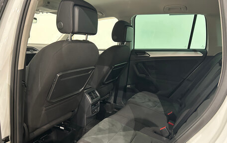 Volkswagen Tiguan II, 2019 год, 1 999 000 рублей, 11 фотография