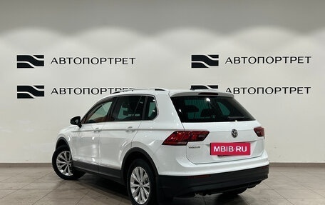 Volkswagen Tiguan II, 2019 год, 1 999 000 рублей, 3 фотография