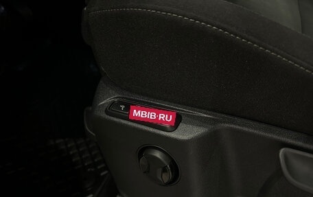 Volkswagen Tiguan II, 2019 год, 1 999 000 рублей, 23 фотография