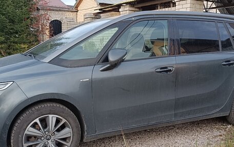 Citroen C4 Picasso II рестайлинг, 2015 год, 1 190 000 рублей, 1 фотография