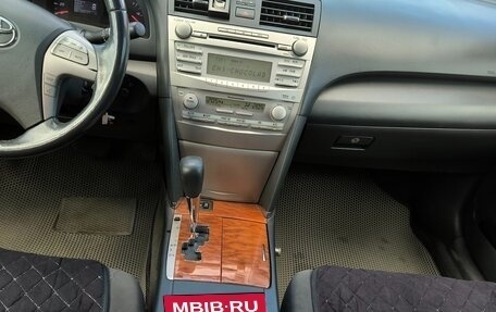 Toyota Camry, 2011 год, 1 300 000 рублей, 10 фотография