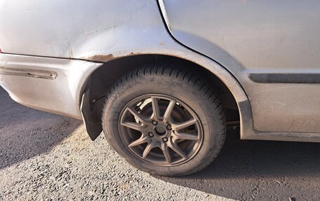 Mazda 323, 1999 год, 310 000 рублей, 7 фотография