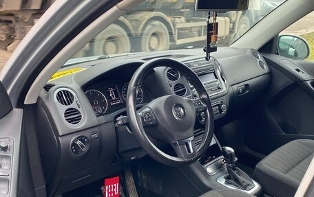 Volkswagen Tiguan I, 2013 год, 900 000 рублей, 3 фотография