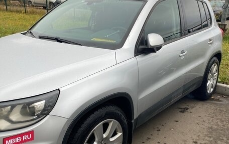 Volkswagen Tiguan I, 2013 год, 900 000 рублей, 2 фотография