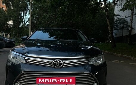 Toyota Camry, 2017 год, 1 560 000 рублей, 2 фотография