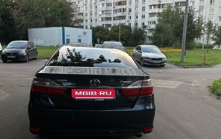 Toyota Camry, 2017 год, 1 560 000 рублей, 5 фотография