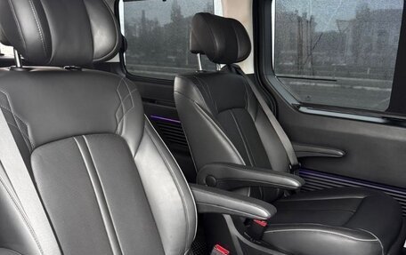 Hyundai Staria, 2024 год, 6 100 000 рублей, 12 фотография