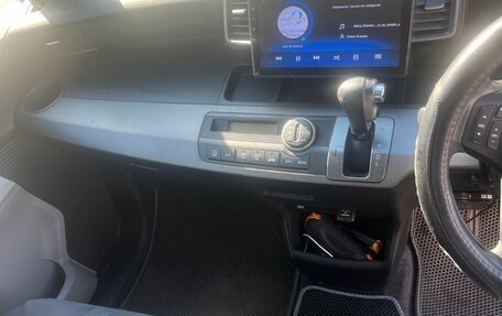 Honda Freed I, 2010 год, 880 000 рублей, 9 фотография