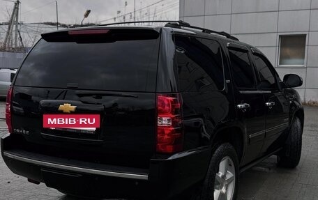 Chevrolet Tahoe III, 2013 год, 2 200 000 рублей, 4 фотография