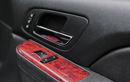 Chevrolet Tahoe III, 2013 год, 2 200 000 рублей, 9 фотография