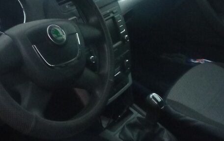 Skoda Yeti I рестайлинг, 2012 год, 1 100 000 рублей, 7 фотография