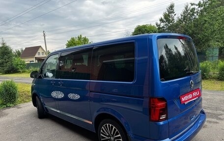 Volkswagen Multivan T6 рестайлинг, 2022 год, 12 000 000 рублей, 4 фотография