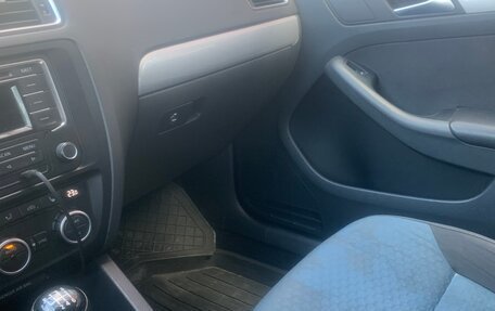 Volkswagen Jetta VI, 2013 год, 1 100 000 рублей, 10 фотография